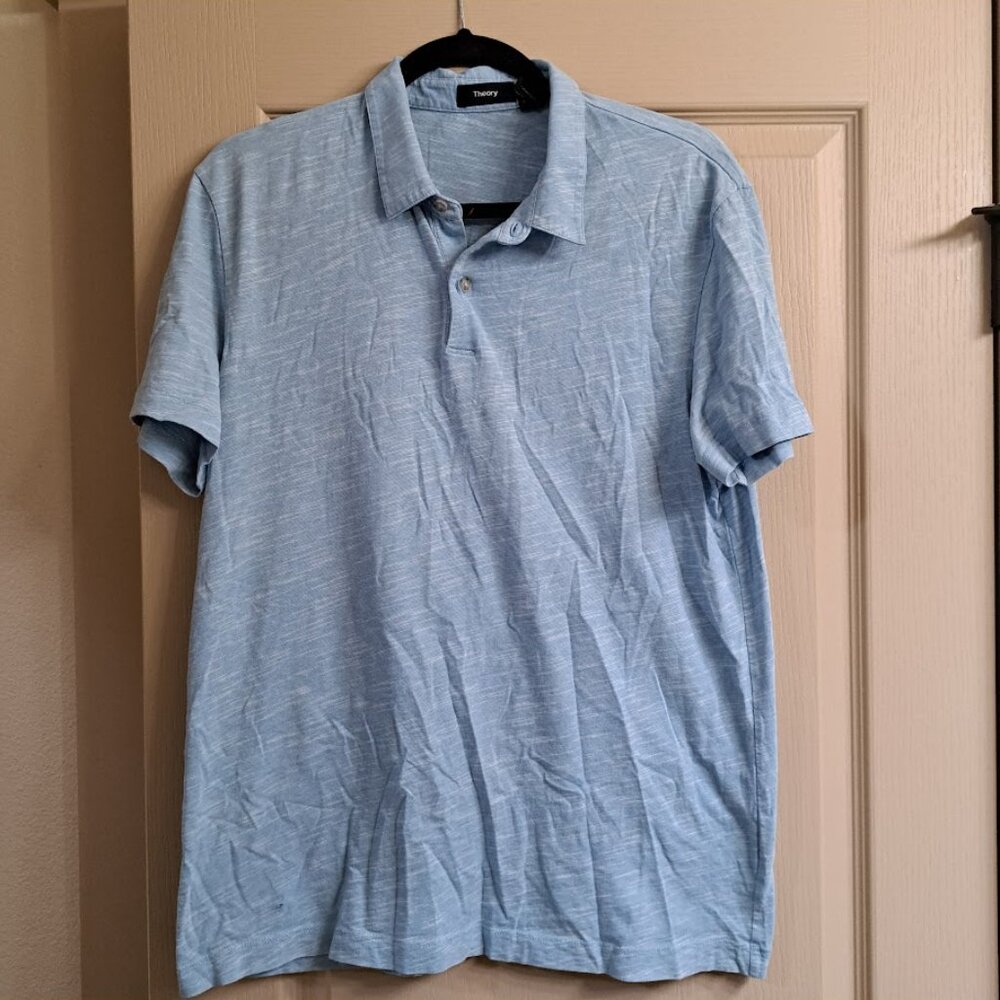 Theory Mens Large polo in light blue with texture lines